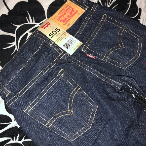 Boys Levi’s 505 Jeans - Picture 4 of 7